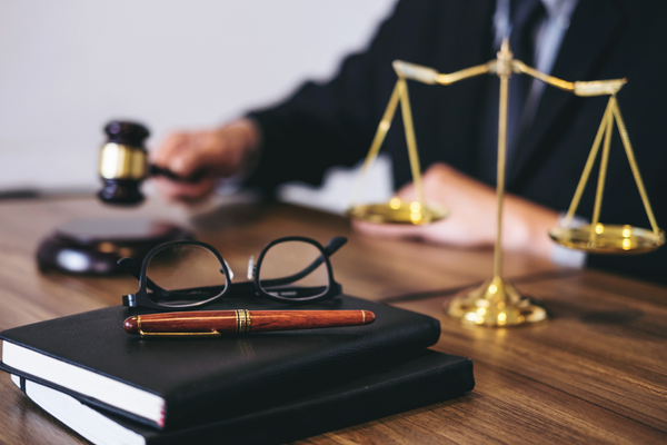 Litigation or Settlement: Choosing the Right Path for Your Dispute